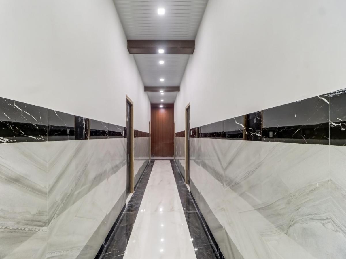Oyo Flagship 83121 Hotel Rose Vip Сахаранпур Екстериор снимка