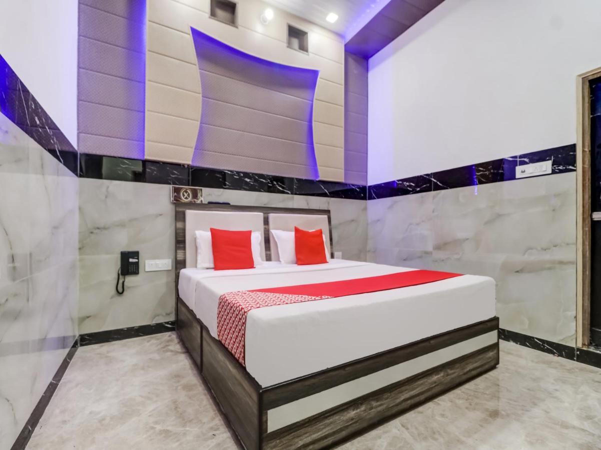 Oyo Flagship 83121 Hotel Rose Vip Сахаранпур Екстериор снимка